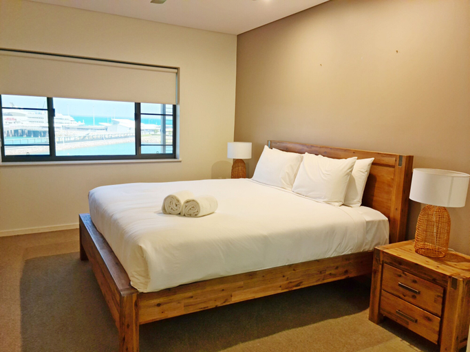 Bedroom 4, Darwin Waterfront Short Stay Apartments, Darwin