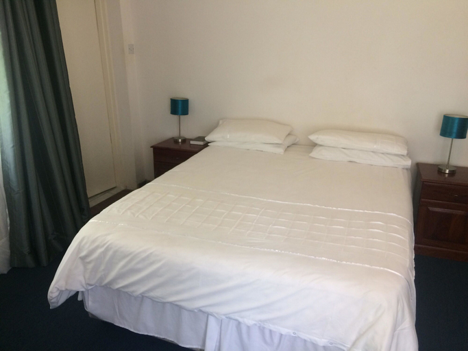 Bedroom 3, Hillside Manor, Bulawayo