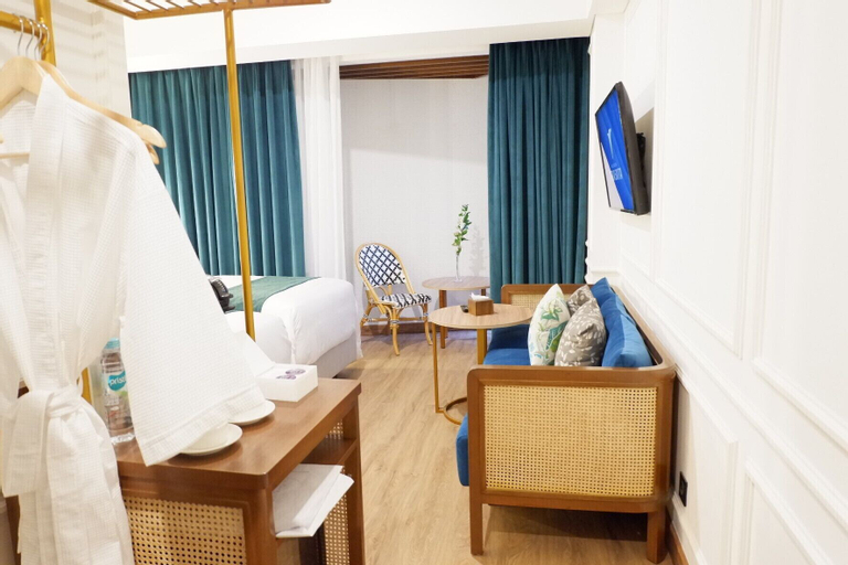 Bedroom 14