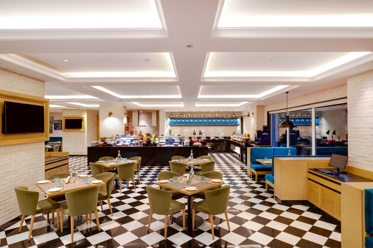 Food & Drinks 5, Lemon Tree Premier Mumbai Intl. Airport, Mumbai Suburban