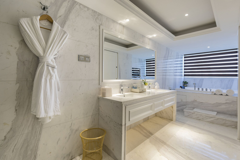 Bathroom 5, Best Western Plus Haiyue Hotel Fuzhou, Fuzhou
