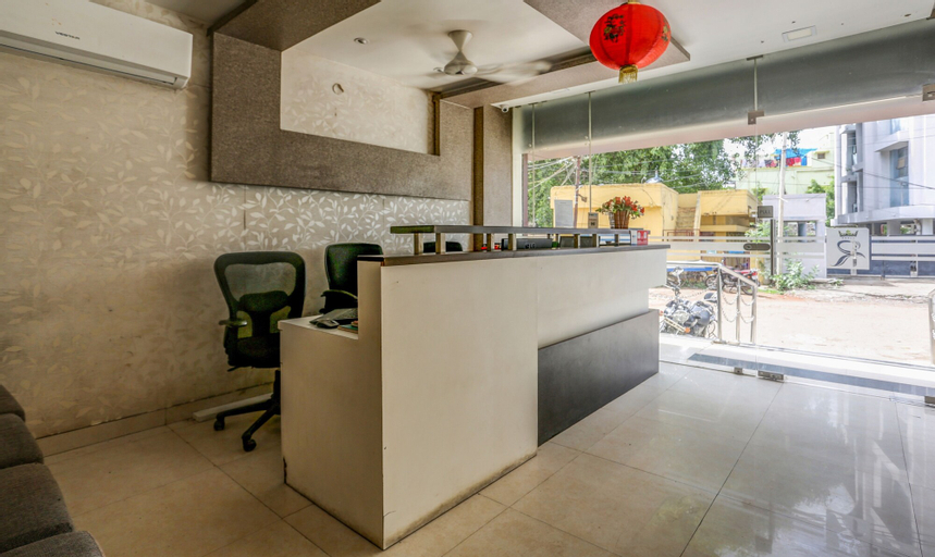 Public Area 3, Treebo Trend Royal Elite, Madurai