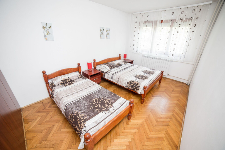 Bedroom 2, Alexandria, Belgrade