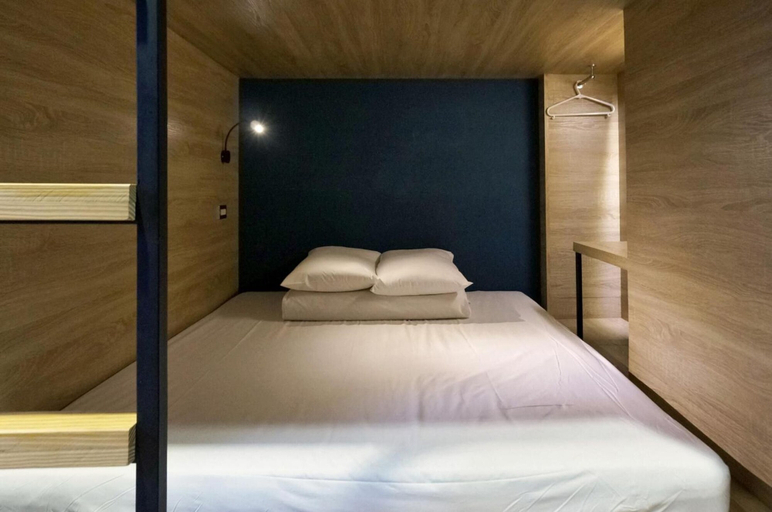 Bedroom 4, DONGMEN 3 Capsule Inn - Hostel, Taipei City