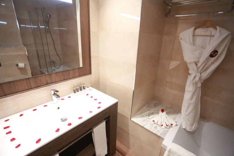 Bathroom 5, AZ Hôtel Vieux Kouba, Kouba