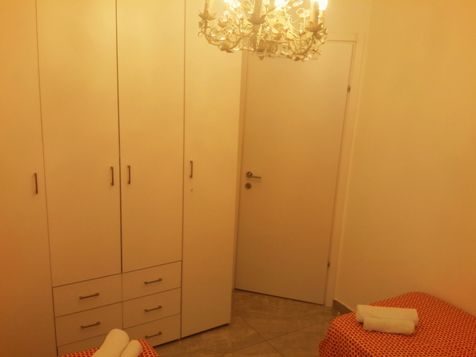 Bedroom 4, Tel Aviv Apartment by the Sea