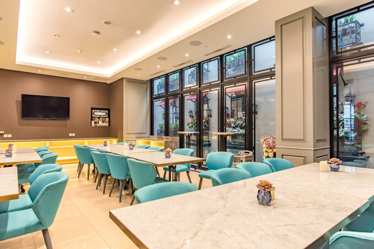 Food & Drinks 5, Ashley Sabang Jakarta, Central Jakarta