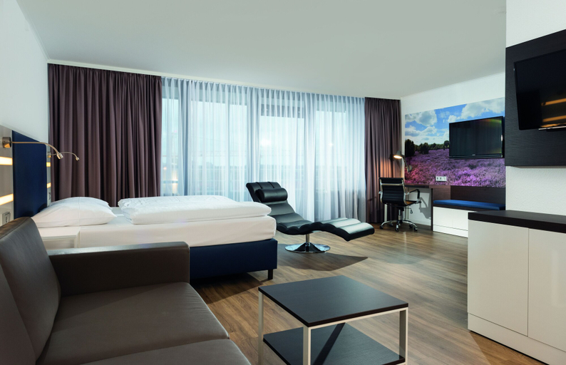 Bedroom 3, Seminaris Hotel Lüneburg, Lüneburg