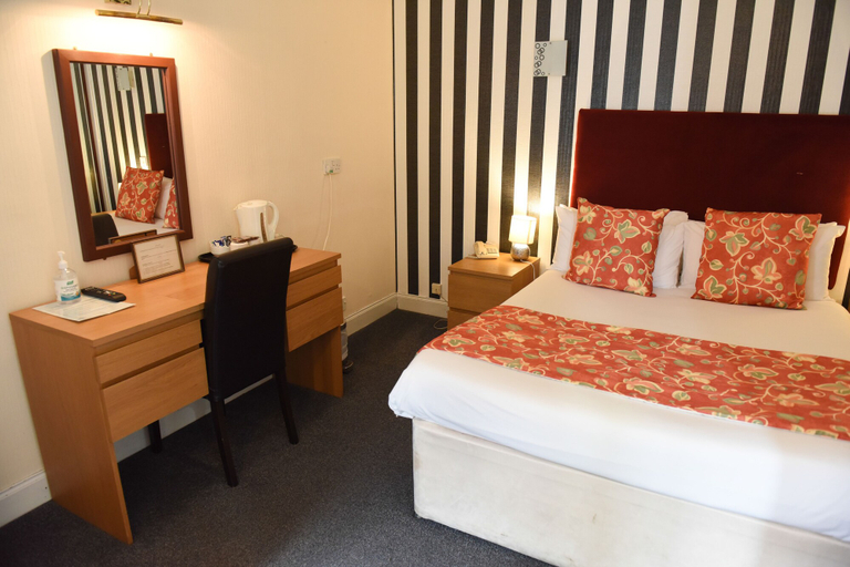 Bedroom 4, Castlecary House Hotel, Falkirk