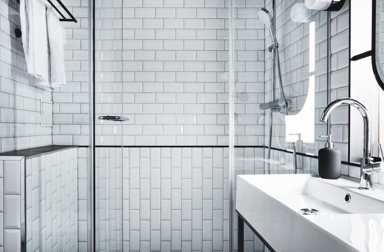 Bathroom 5, Hotel Gilbert, Wien