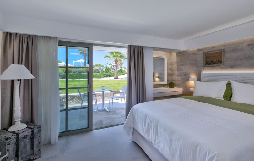 Bedroom 3, White Pearls Luxury Suites - Adults Only, South Aegean