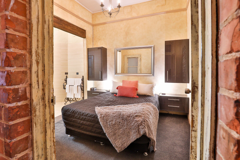Bedroom 3, Indulge Apartments - Eighth Street, Mildura - Pt A