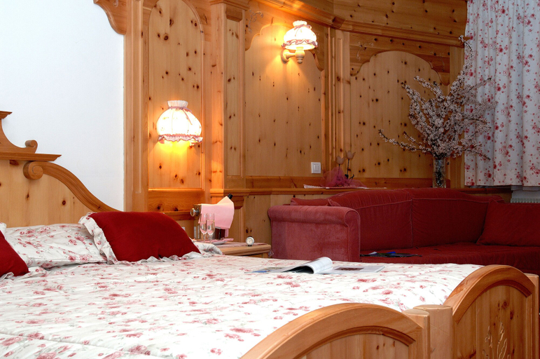 Bedroom 4, Dahu, Trento