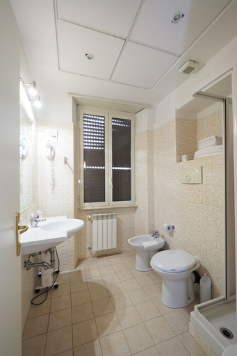 Bathroom 4, Hotel Osimar, Rome