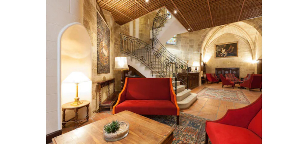 Others 1, Hotel des Augustins, Bouches-du-Rhône