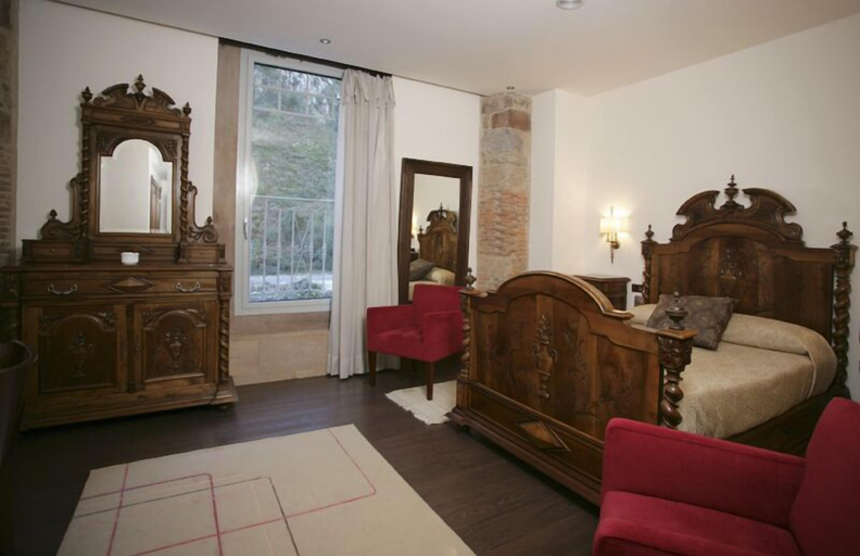 Bedroom 3, Hotel Balneario La Hermida, Cantabria