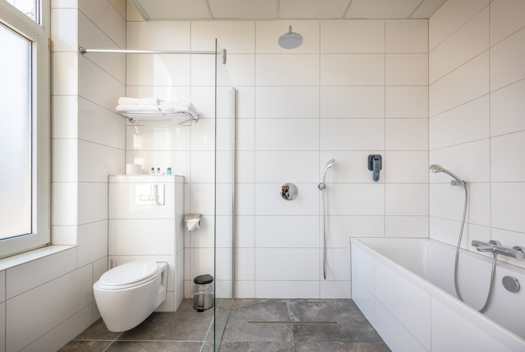 Bathroom 4, Boutique Hotel Milano Rotterdam-Center, Rotterdam