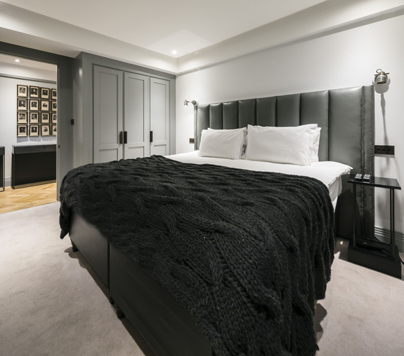 Bedroom 3, Deluxe Mayfair Home by Marble Arch Station, London