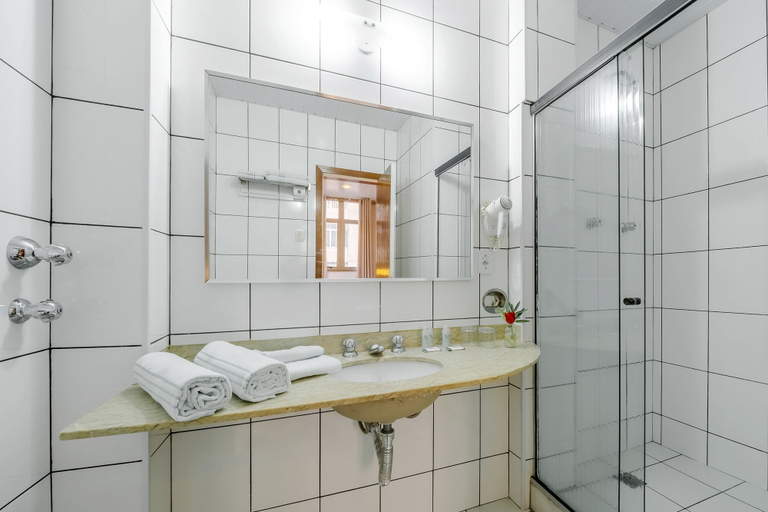 Bathroom 4, Infinity Copacabana Hotel, Rio de Janeiro