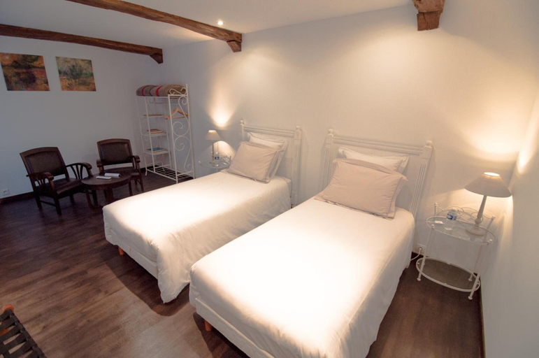 Bedroom 4, Le Relais du Beffroi, Somme