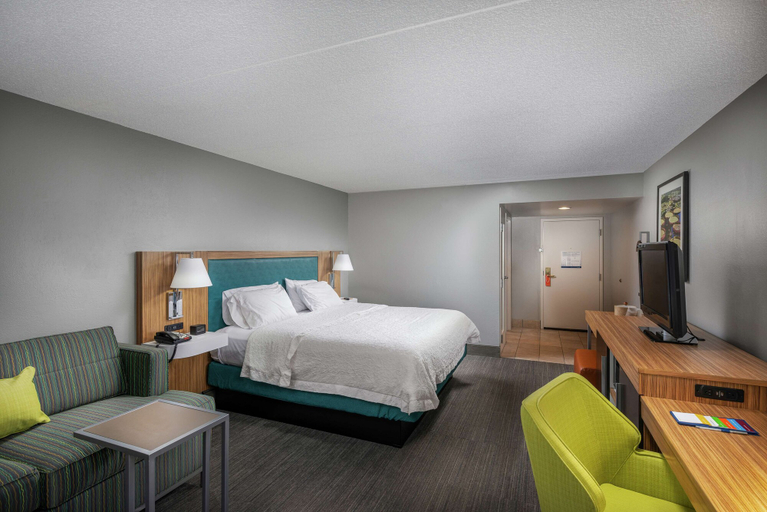 Bedroom 4, Hampton Inn Tuscaloosa-East , Tuscaloosa