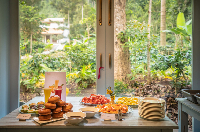 Food & Drinks 5, Shambala Yercaud, Salem