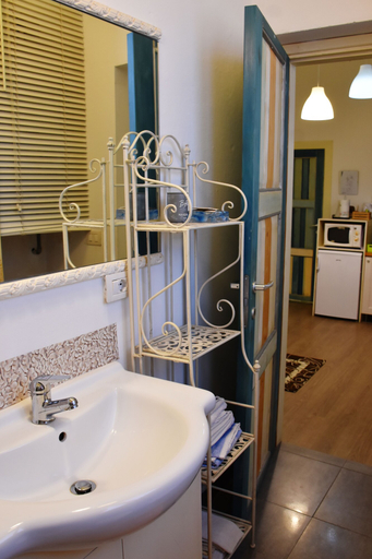 Bathroom 5, B&B Via Roma, Milano