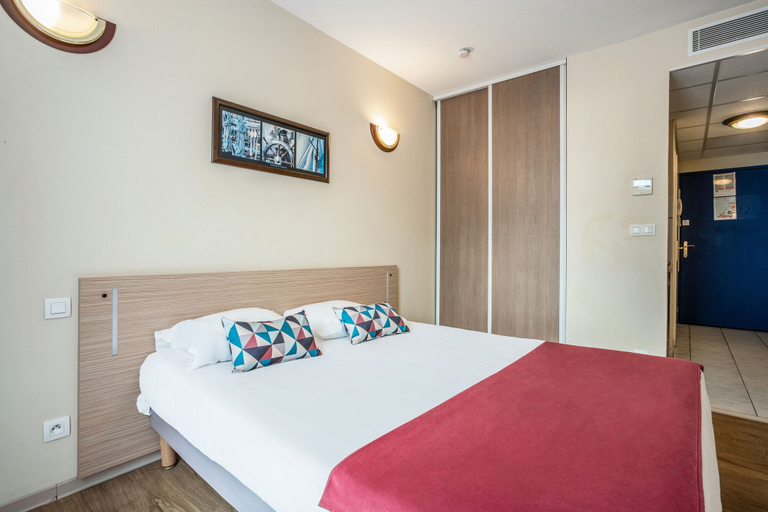 Bedroom 3, Appart'City Classic Nîmes Centre, Gard