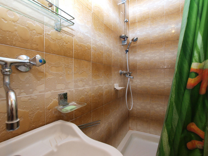 Bathroom 3, Apartment 1051, Fažana