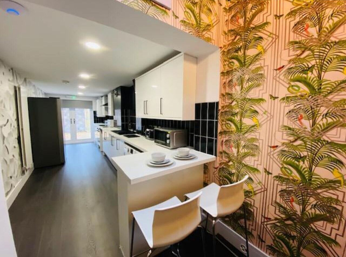 Others 4, Townhouse Plus @ Lower Beth Street Stoke, Stoke-on-Trent