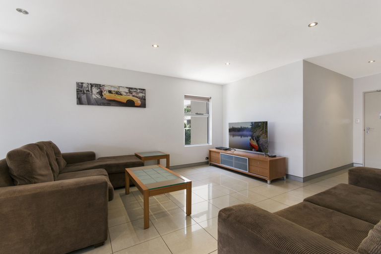 Others 5, Redvue Apartments, Redcliffe-Scarborough