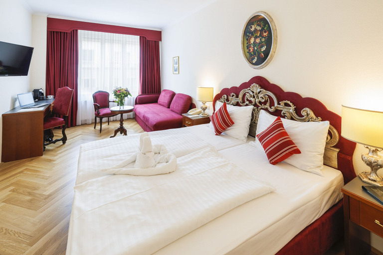 Bedroom 2, Hotel Royal, Wien
