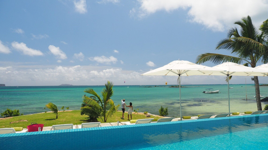 Sport & Beauty 2, Myra Seafront Suites with Lov