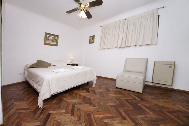 Bedroom 2, Estrada ASU, Capital