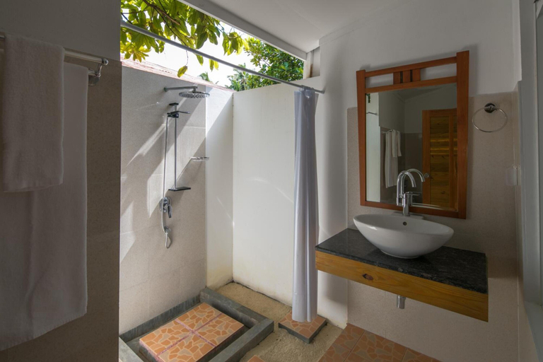Bathroom 5, Holiday Garden Rasdhoo, North Ari Atoll
