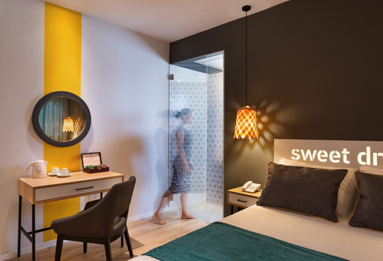 Bedroom 4, Prima City Hotel