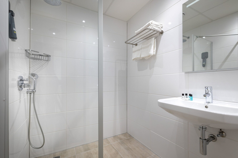 Bathroom 4, Boutique Hotel Milano Rotterdam-Center, Rotterdam