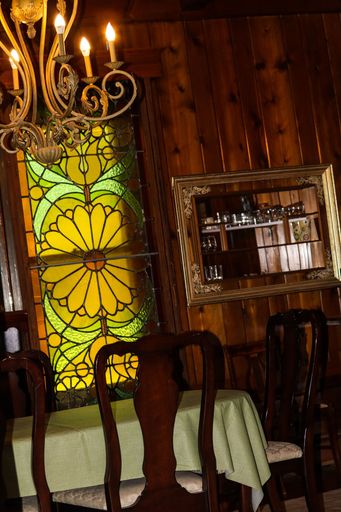 Others 4, Wauban Cottage, Leelanau