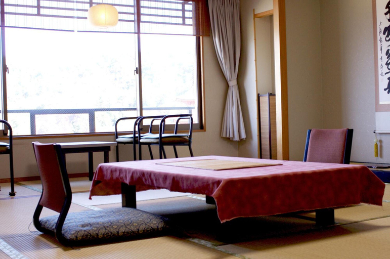 Bedroom 3, Jukeiso, Hatsukaichi