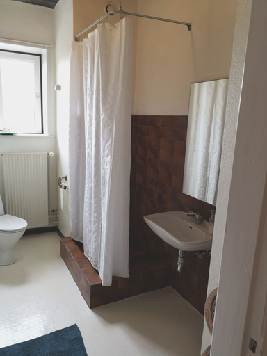 Bathroom 3, Struckshus, Tønder