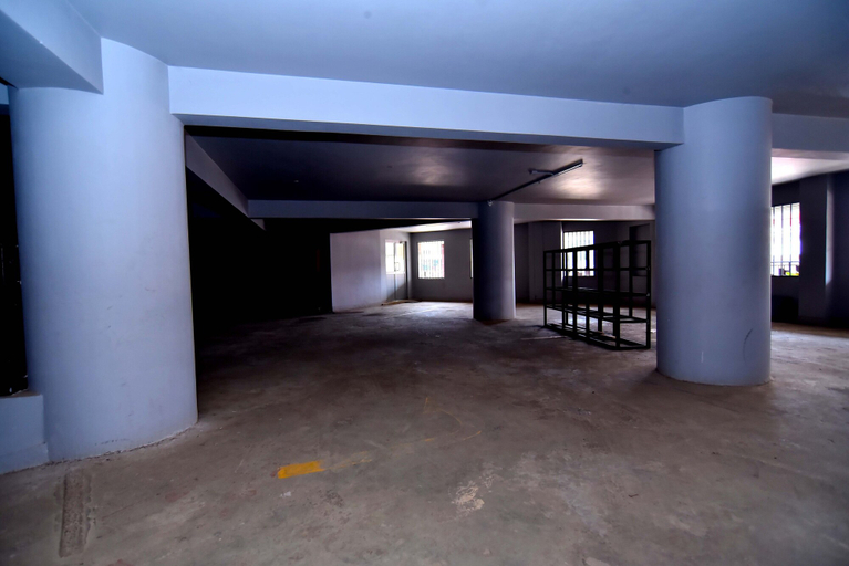 Others 5, Victoria Mews Hotel, Kampala