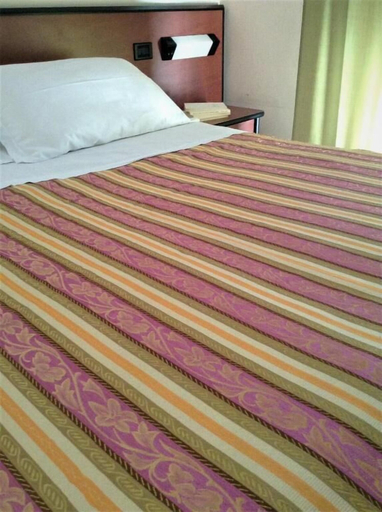 Bedroom 4, Hotel Du Parc, Teramo