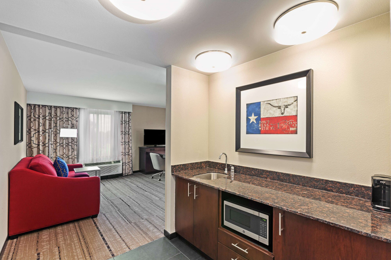 Others 5, Hampton Inn & Suites Houston I-10 West Park Row, Houston