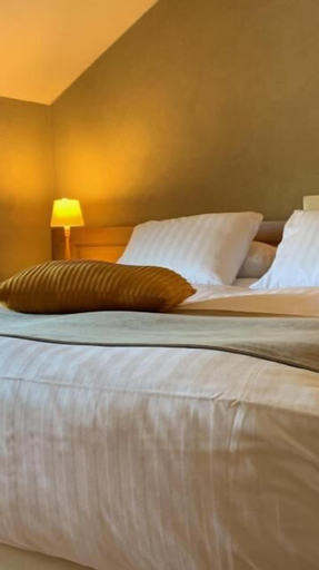 Bedroom 3, Hotel La Passerelle, Luxembourg