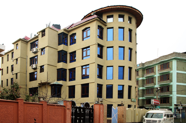 Hotel Centre Point, Srinagar