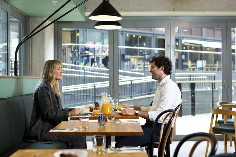 Food & Drinks 4, Oaks Auckland Hotel, Waitakere