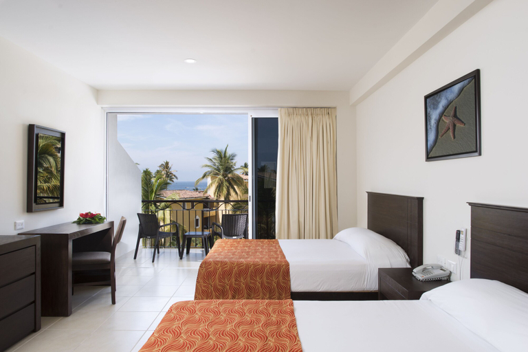 Bedroom 3, Costa Club Punta Arena Hotel, Puerto Vallarta