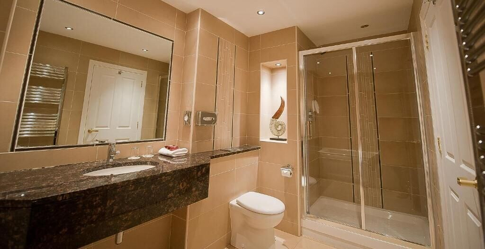 Bathroom 4, Corr's Corner Hotel, Antrim and Newtownabbey