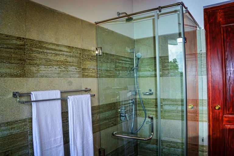 Bathroom 5, The Grand Hills, K.F.G. & G. Korale