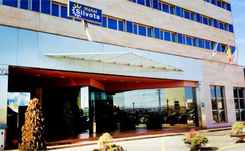 Exterior & Views 2, Hotel Silvota, Asturias